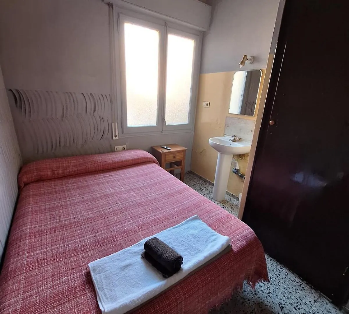 Hotel Pension Suiza Reus